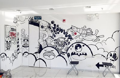 凤凰手绘墙并非传统涂鸦。