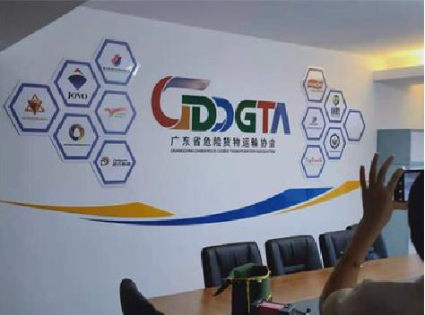 凤凰公司走廊文化墙如何设计布置？